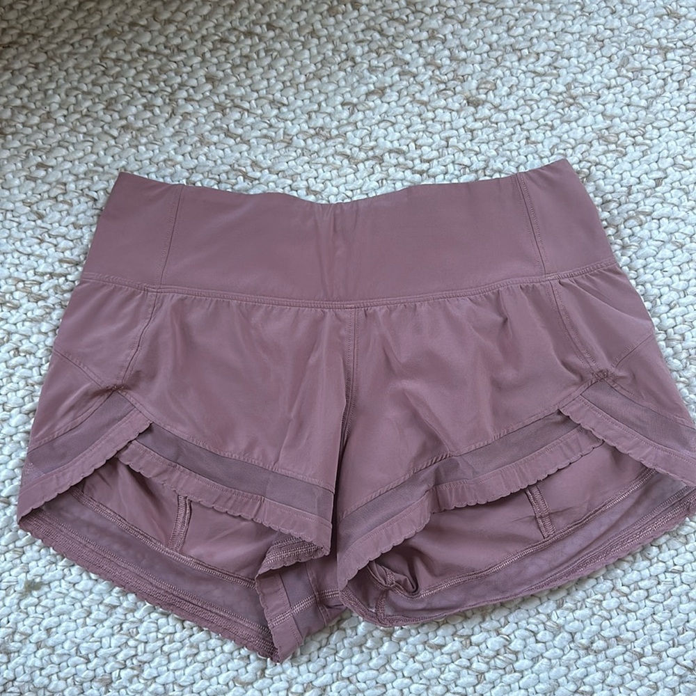 ⭐️SOLD⭐️🍋Lululemon mauve shorts